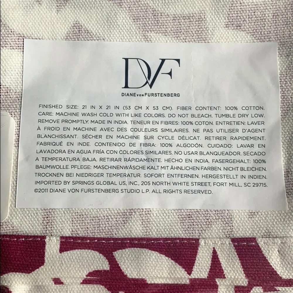 New Diane Von Furstenberg DVF pink‎ dinner napkins